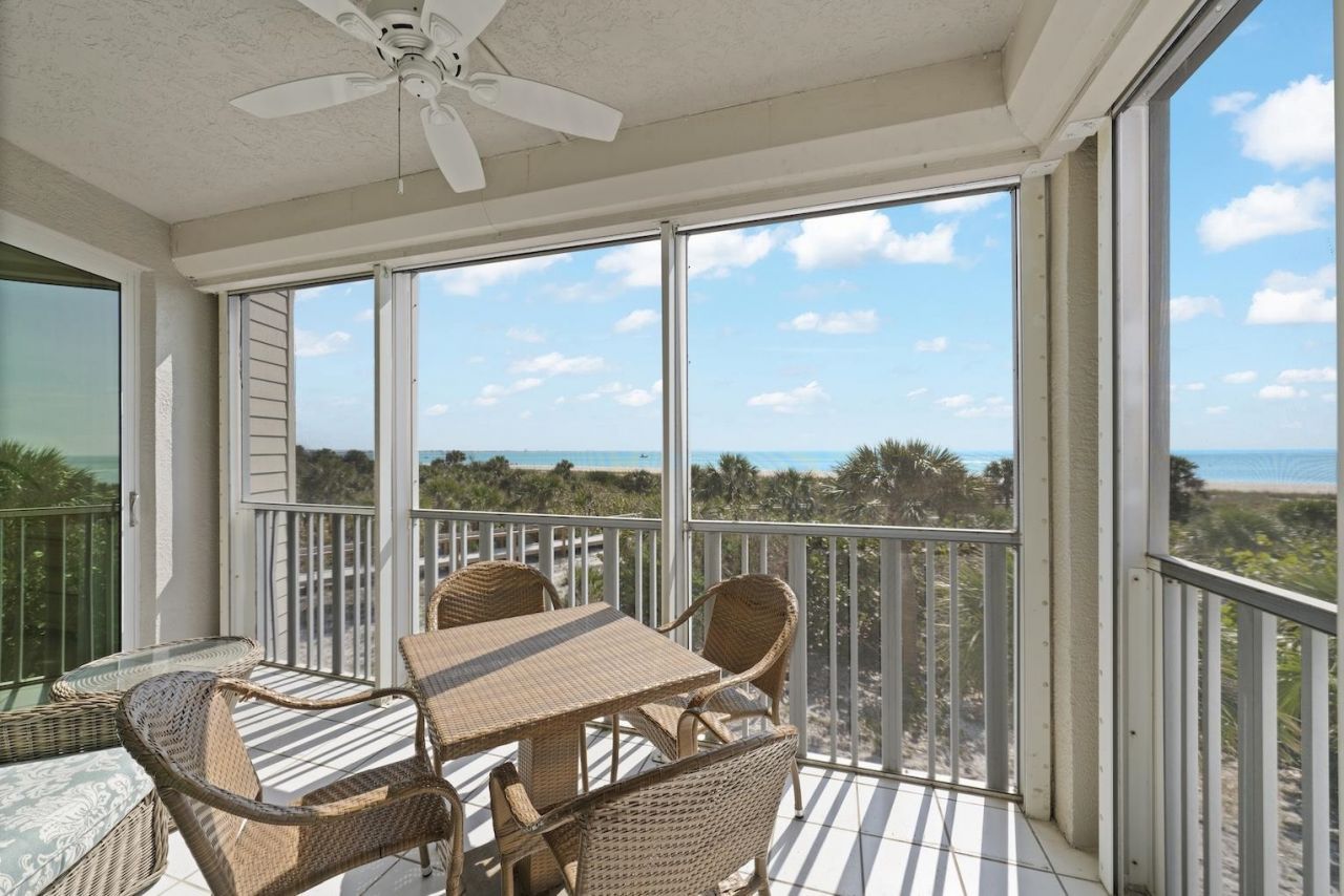 255 Periwinkle Way, Unit 5B, Sanibel, FL 33957 Photo