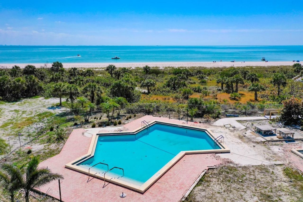 255 Periwinkle Way, Unit 5B, Sanibel, FL 33957 Photo