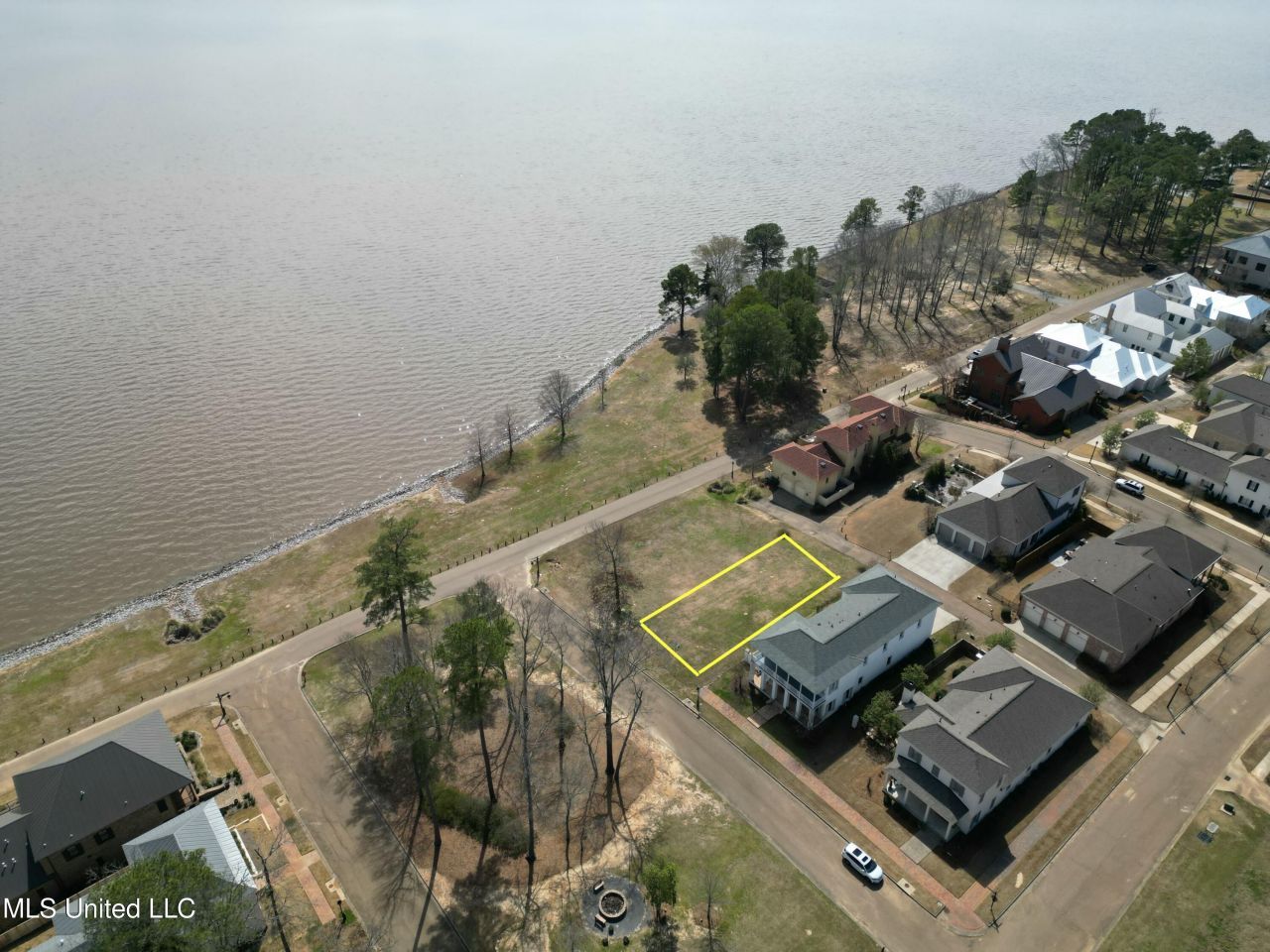 W Florida Boulevard, Madison, MS 39110 Main Photo