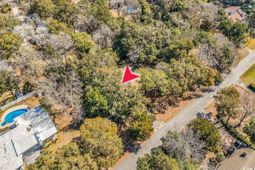 410 44th Ave. N photo 4