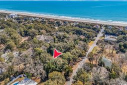 410 44th Ave. N photo 4