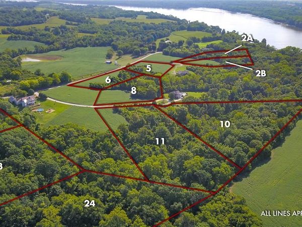 2A&2B Eagle Crest Drive, Golden Eagle, IL 62036