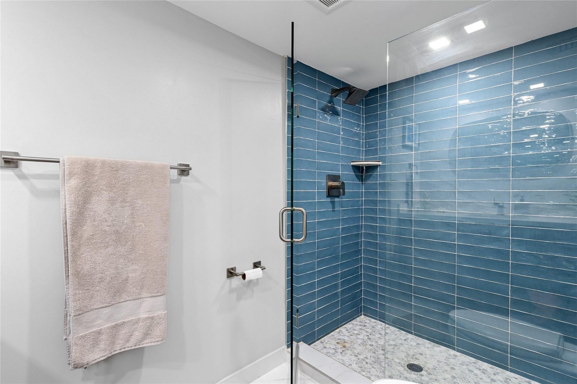 3900 Galt Ocean Drive, Unit 317, Fort Lauderdale, FL 33308 Photo