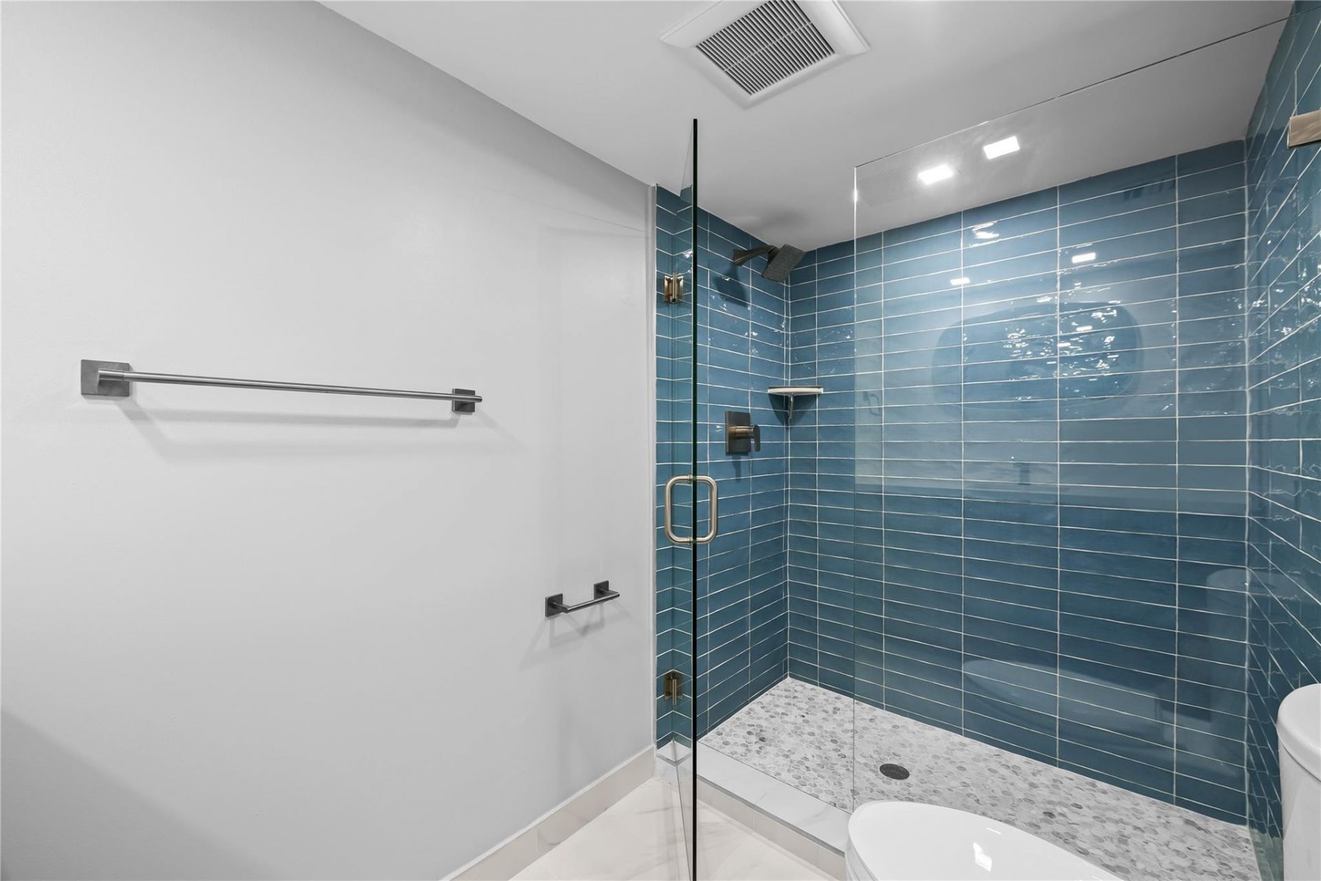 3900 Galt Ocean Drive, Unit 317, Fort Lauderdale, FL 33308 Photo