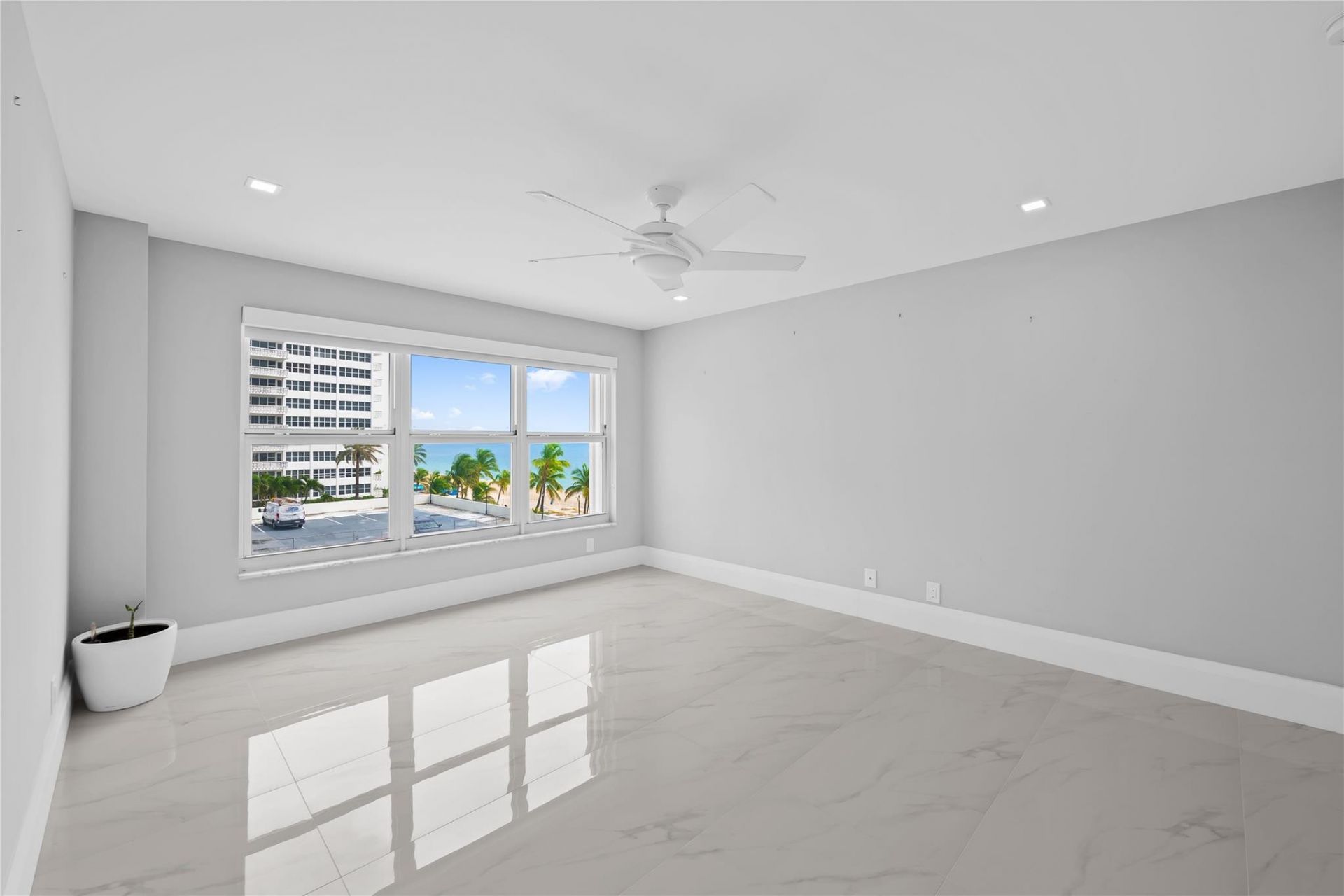 3900 Galt Ocean Drive, Unit 317, Fort Lauderdale, FL 33308 Photo