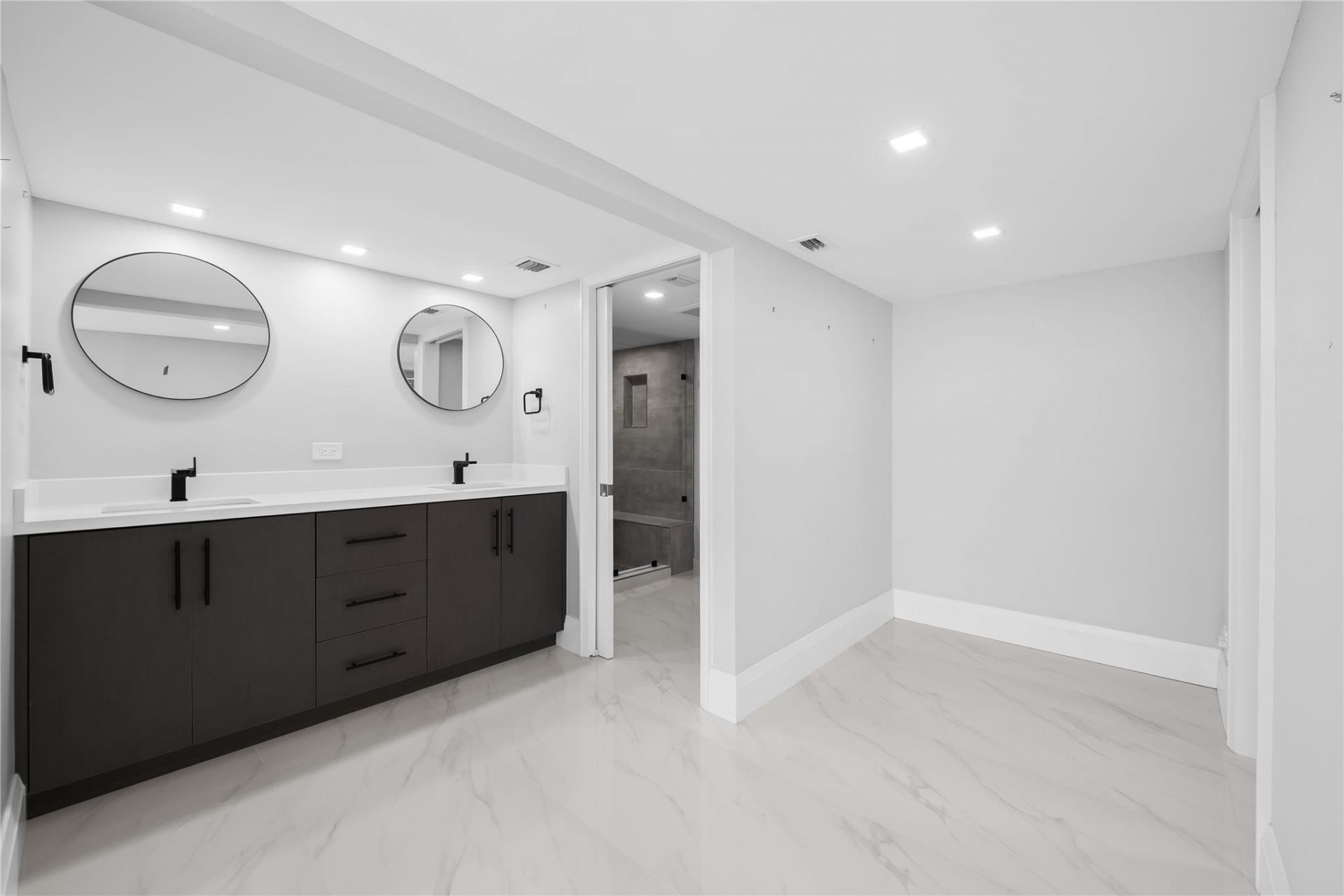 3900 Galt Ocean Drive, Unit 317, Fort Lauderdale, FL 33308 Photo