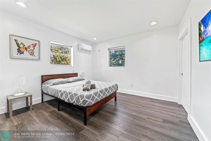 1215 NE 200th Street, Miami, FL 33179 Photo