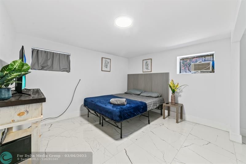 1215 NE 200th Street, Miami, FL 33179 Photo