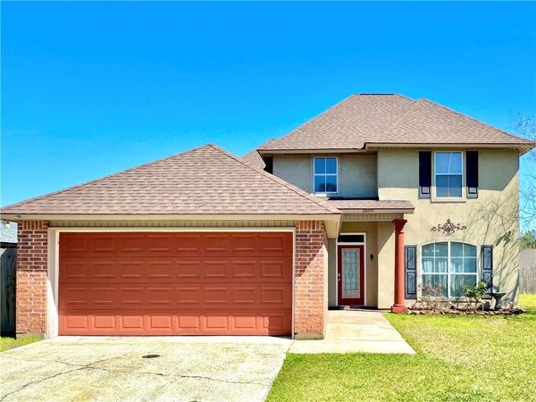 26158 GLENBROOKE Drive, Denham Springs, LA 70726