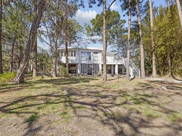 1149 SHELL CREST AVENUE, CEDAR KEY, FL 32625