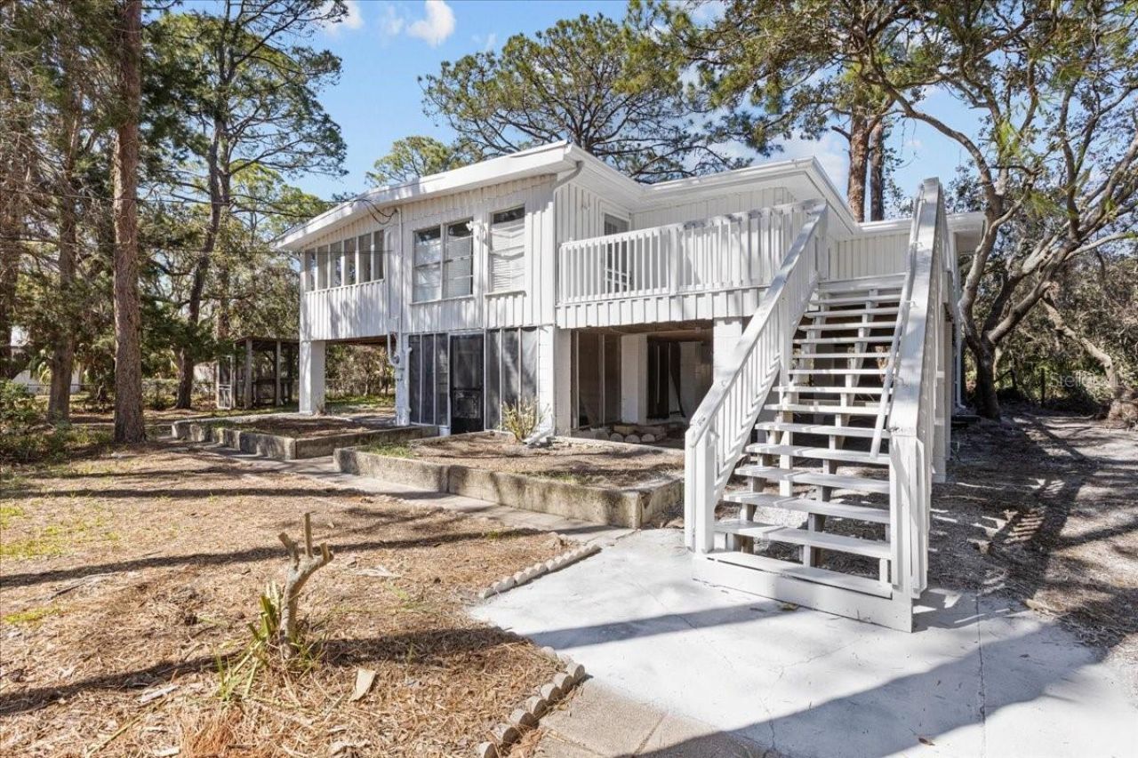 1149 Shell Crest Avenue, Cedar Key, FL 32625 Photo