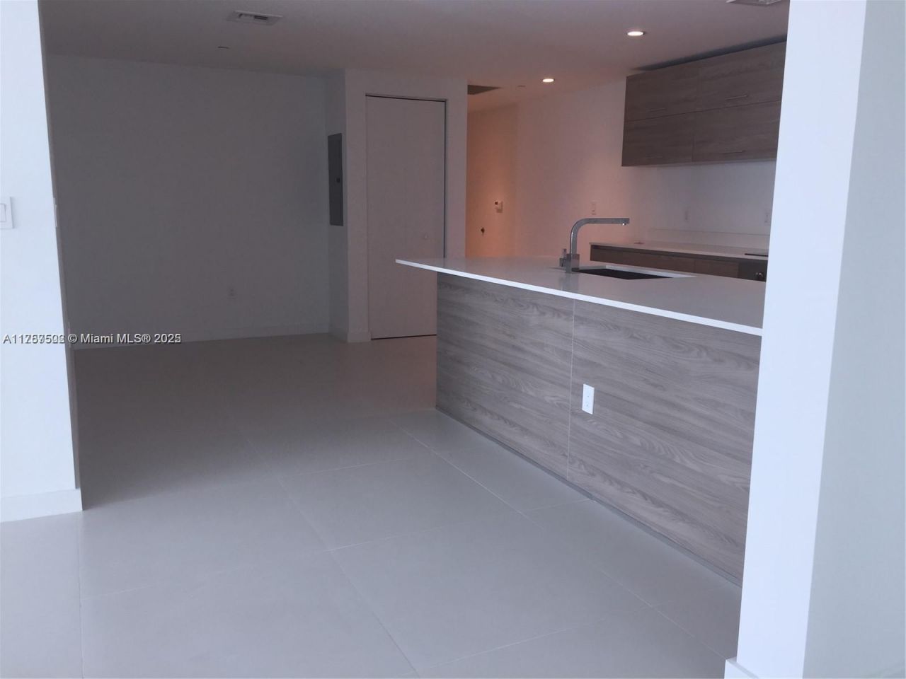 1300 S Miami Ave, Unit 1910, Miami, FL 33130 Photo