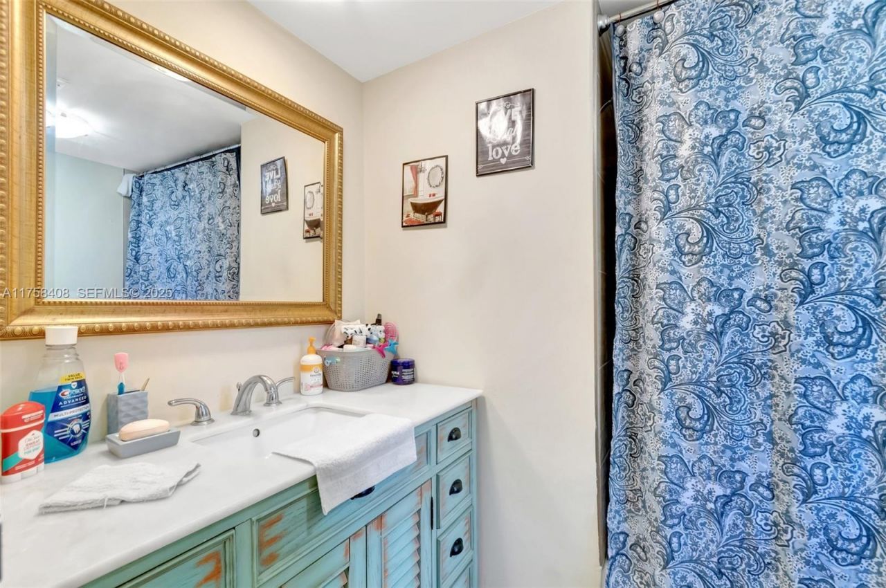 3597 Birdie Dr, Unit 107, Lake Worth, FL 33467 Photo