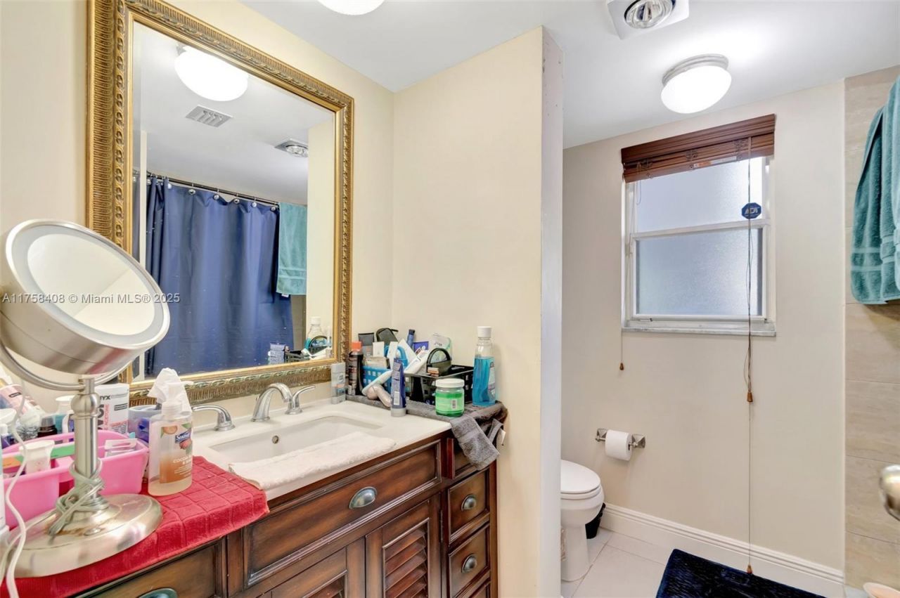 3597 Birdie Dr, Unit 107, Lake Worth, FL 33467 Photo