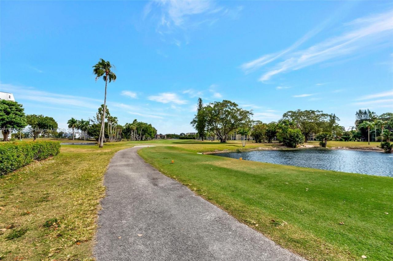 3597 Birdie Dr, Unit 107, Lake Worth, FL 33467 Photo