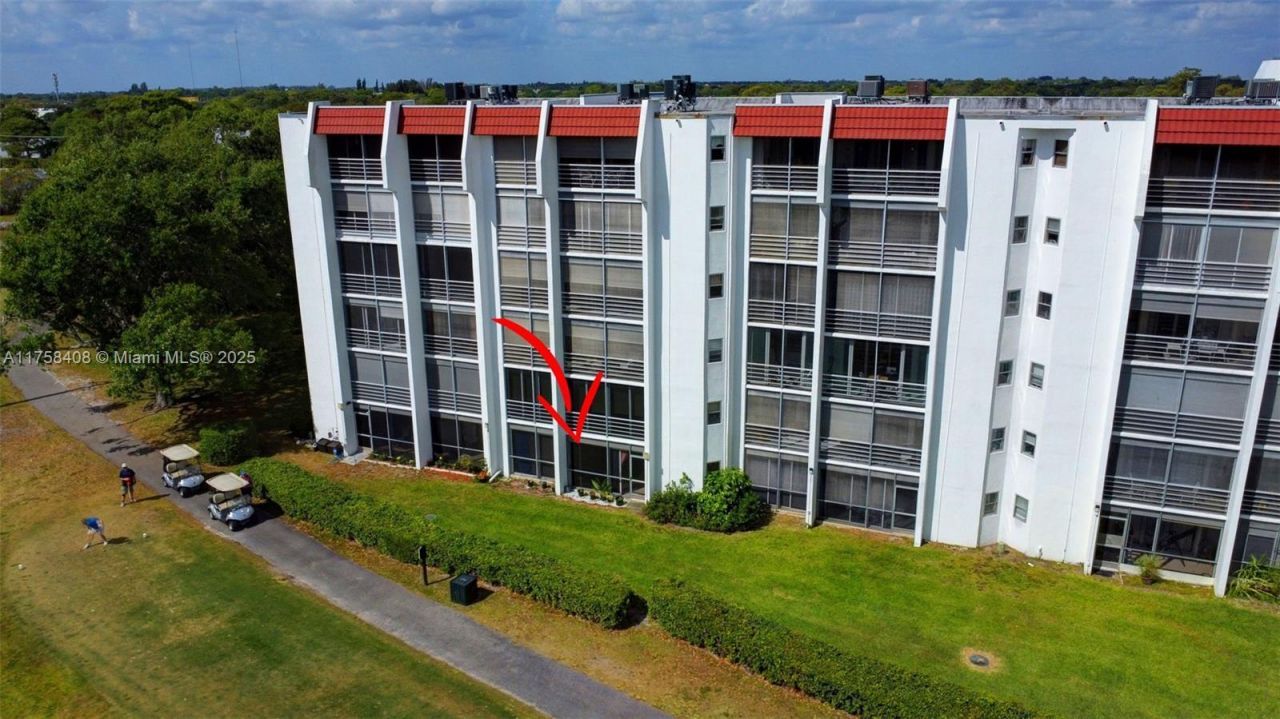 3597 Birdie Dr, Unit 107, Lake Worth, FL 33467 Photo