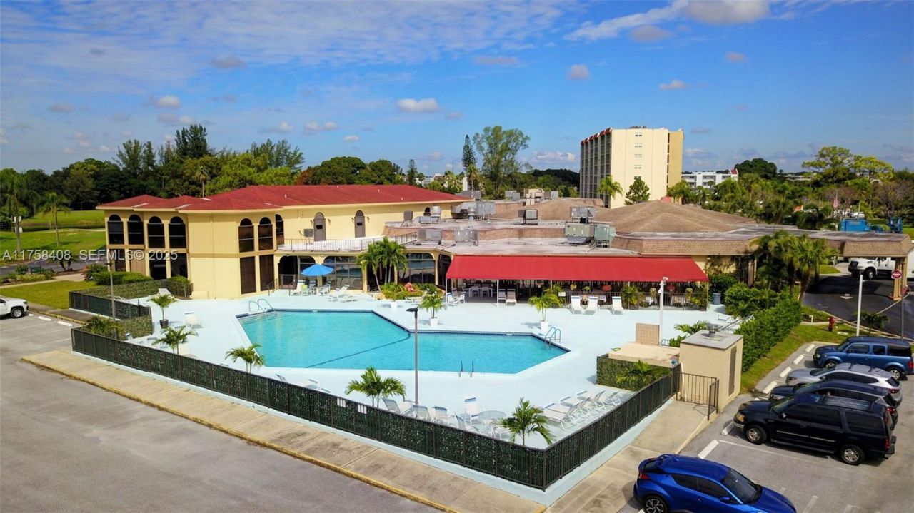 3597 Birdie Dr, Unit 107, Lake Worth, FL 33467 Photo