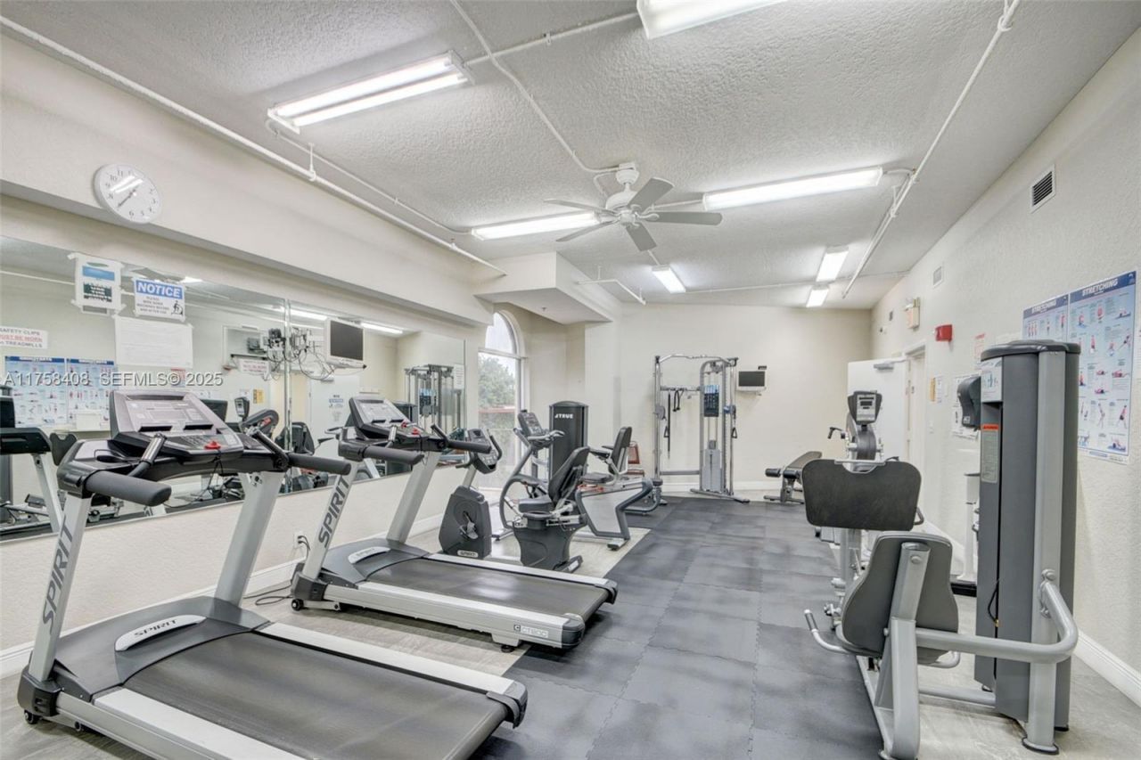 3597 Birdie Dr, Unit 107, Lake Worth, FL 33467 Photo