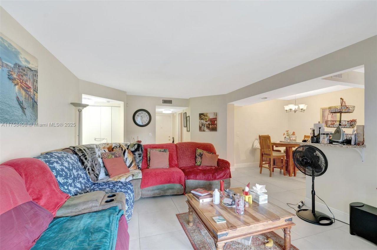 3597 Birdie Dr, Unit 107, Lake Worth, FL 33467 Photo