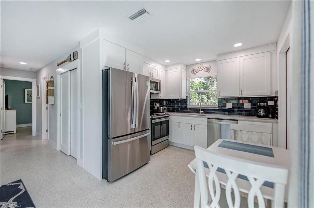 1012/1014 E Gulf Dr, Sanibel, FL 33957 Photo