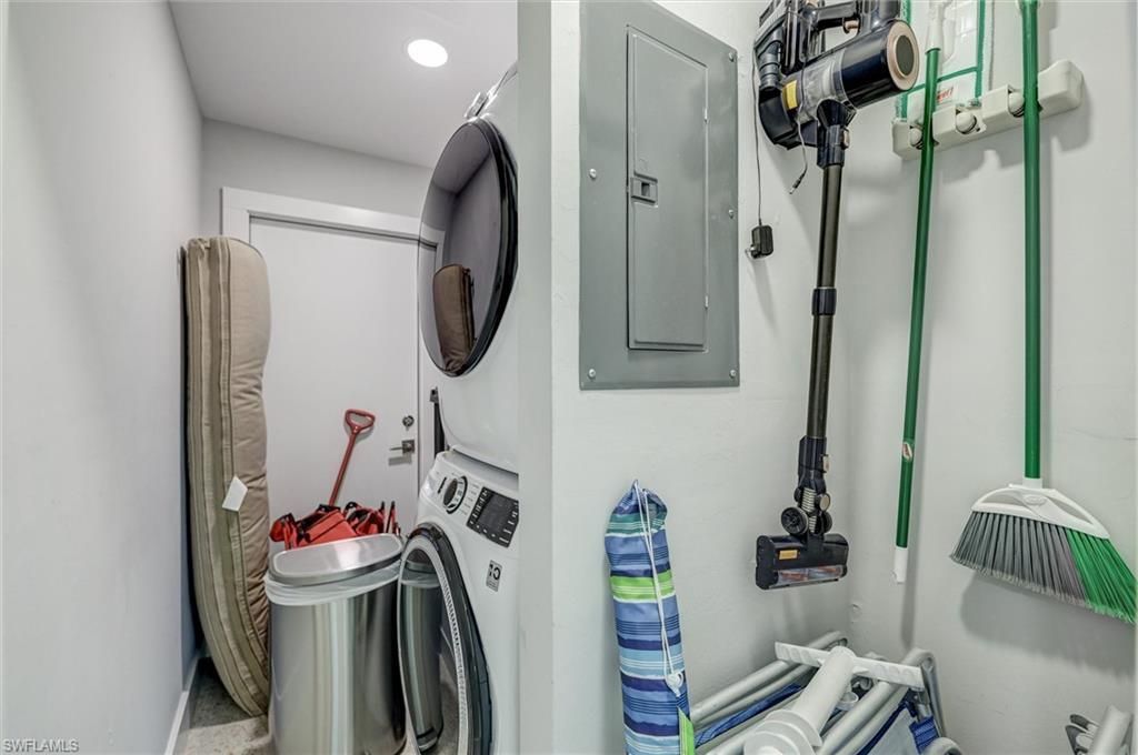 1012/1014 E Gulf Dr, Sanibel, FL 33957 Photo