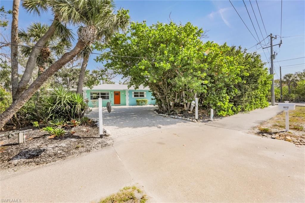 1012/1014 E Gulf Dr, Sanibel, FL 33957 Photo