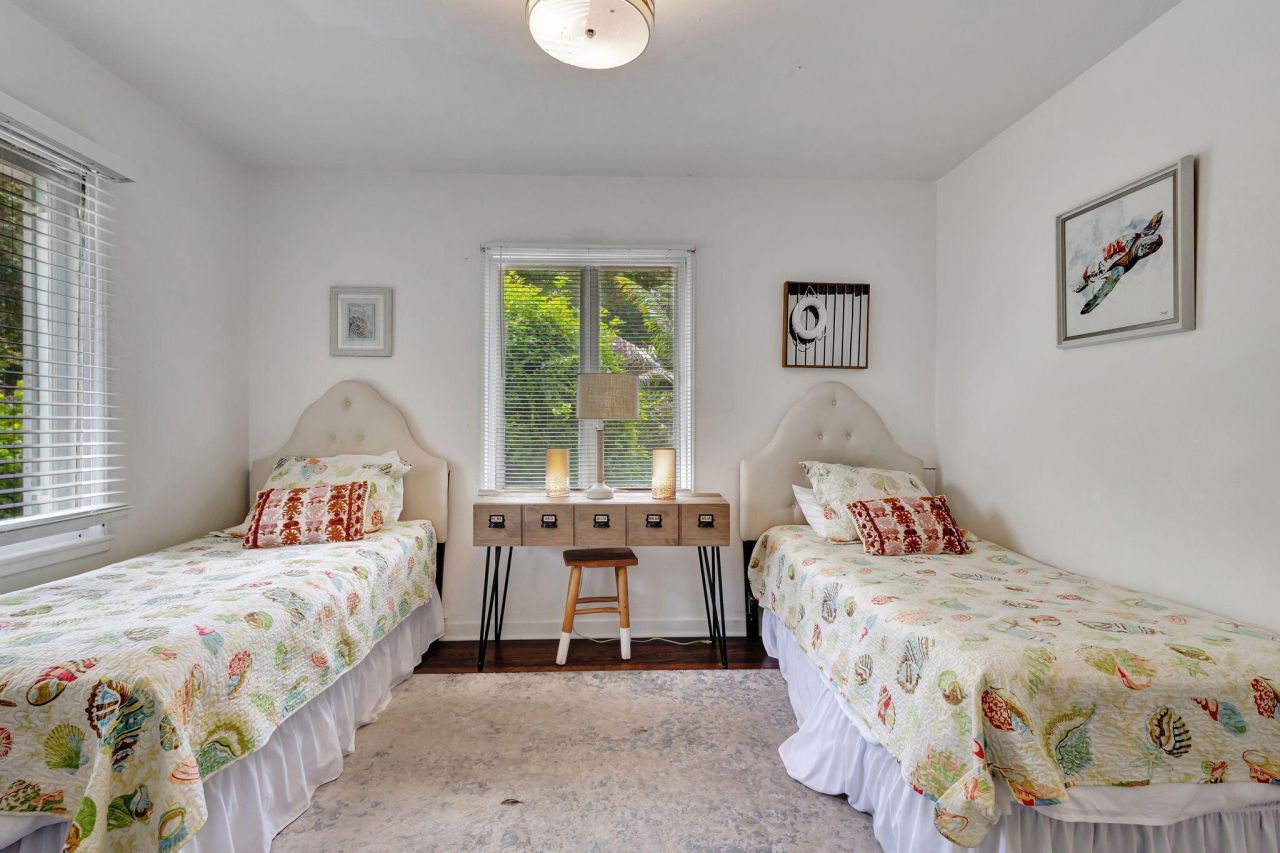 513 45th Street, West Palm Beach, FL 33407 Photo