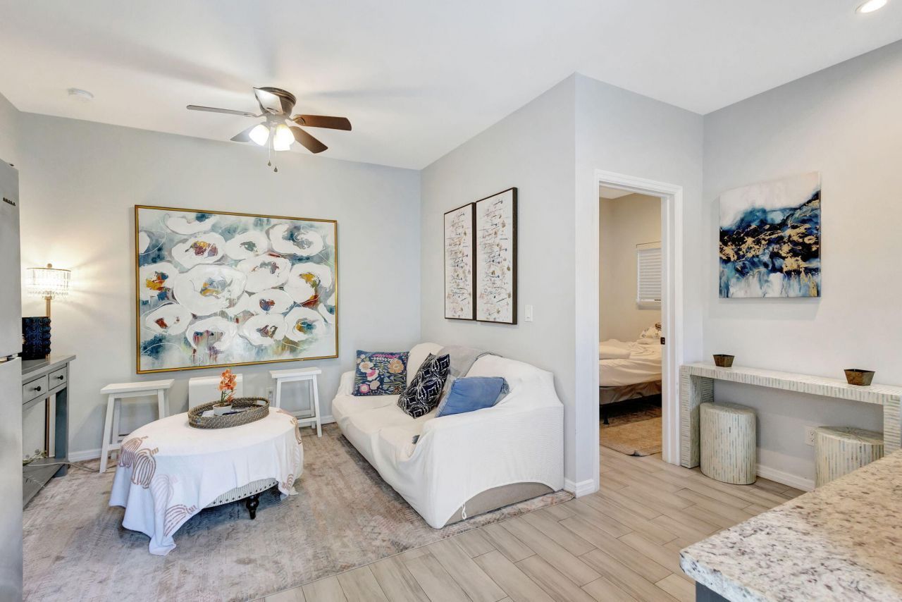 513 45th Street, West Palm Beach, FL 33407 Photo