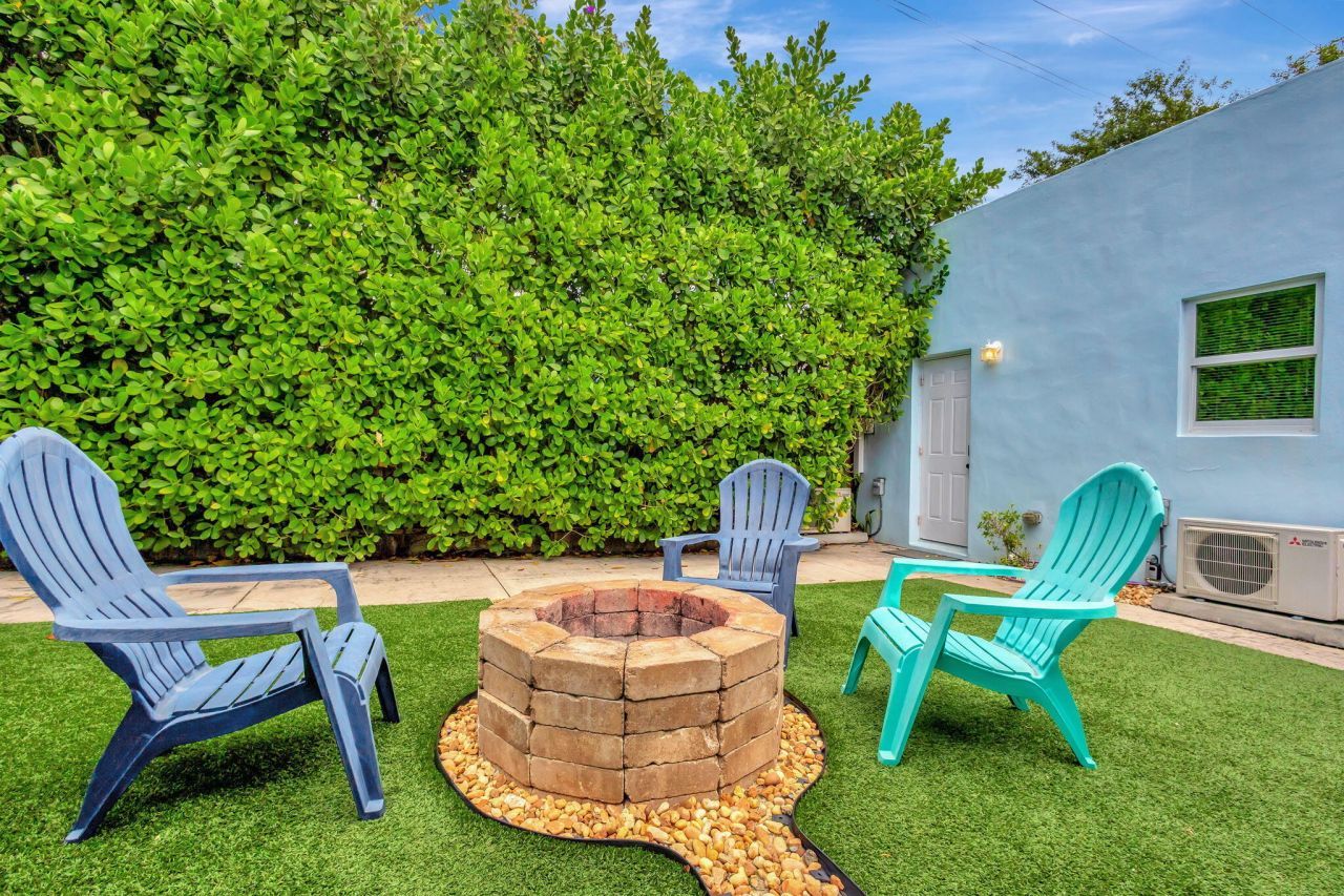 513 45th Street, West Palm Beach, FL 33407 Photo