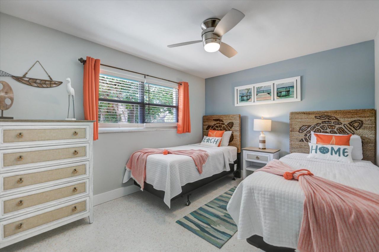 1012/1014 E Gulf Dr, Sanibel, FL 33957 Photo