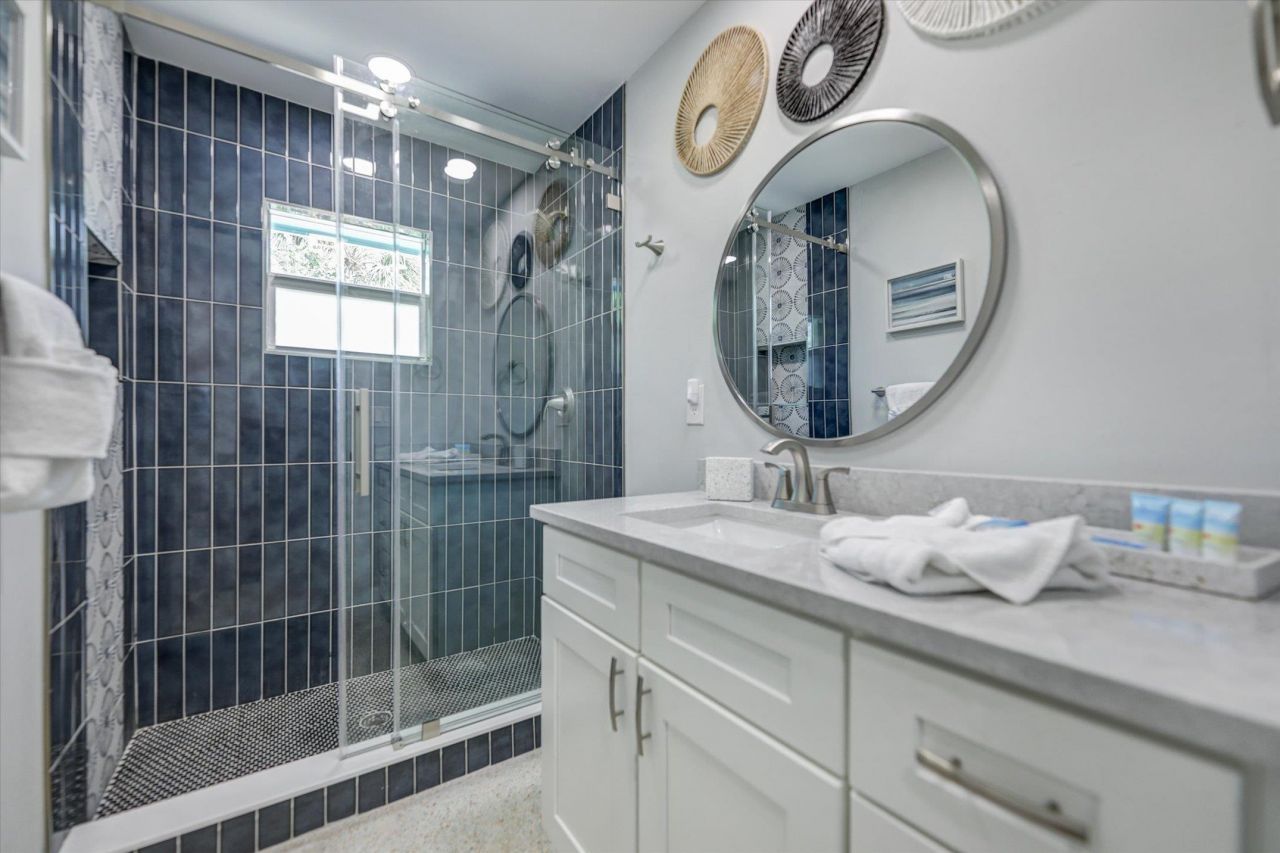 1012/1014 E Gulf Dr, Sanibel, FL 33957 Photo