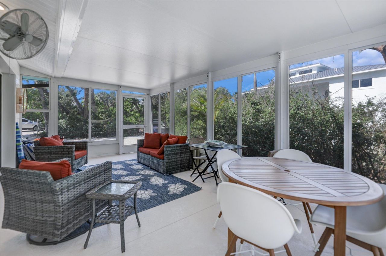 1012/1014 E Gulf Dr, Sanibel, FL 33957 Photo