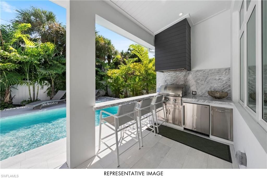1105 Hollygate Ln, Naples, FL 34103 Photo