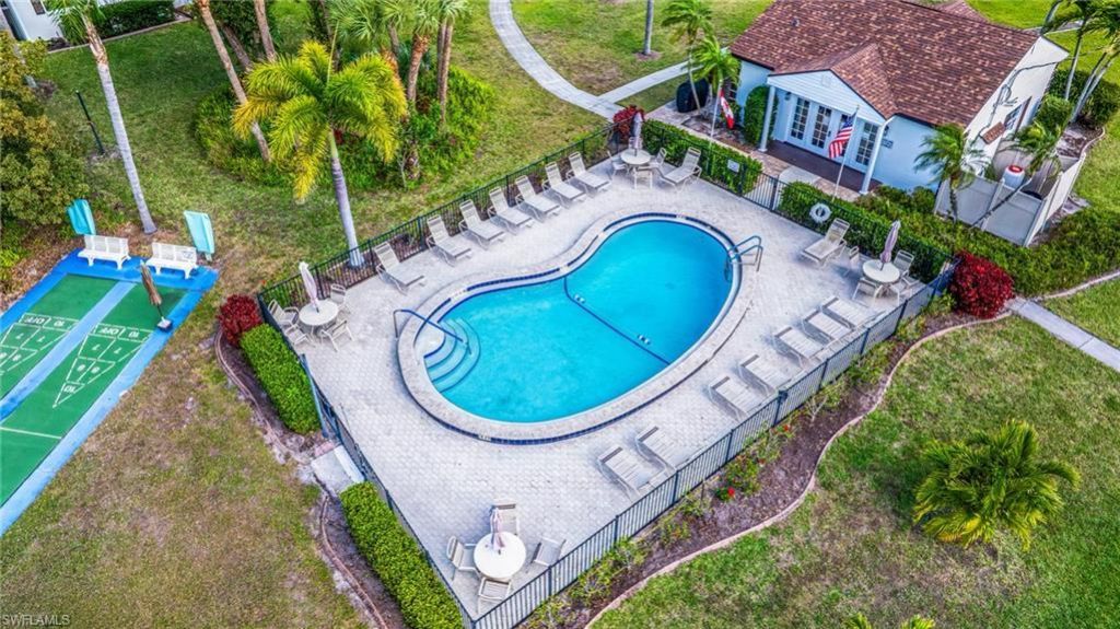 7025 New Post Dr, Unit 1, North Fort Myers, FL 33917 Photo