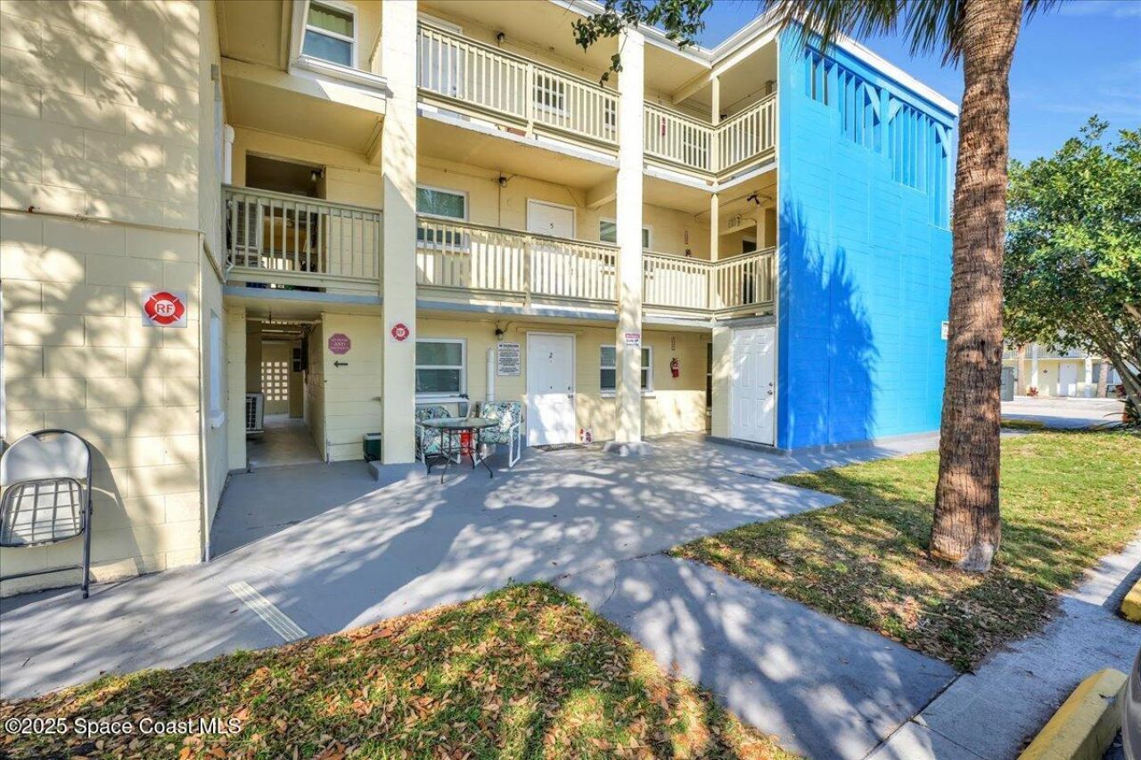 7521 Magnolia Avenue, Cape Canaveral, FL 32920 Photo