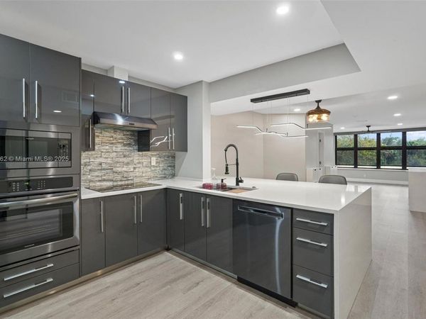 4132 S Carambola Cir S, Unit F406, Coconut Creek, FL 33066