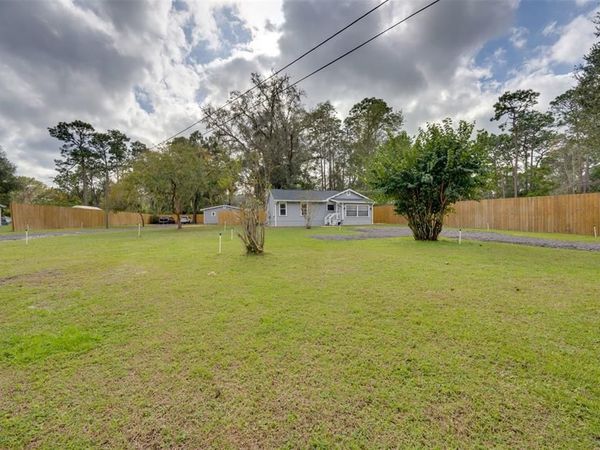224 E KELLY PARK ROAD, APOPKA, FL 32712