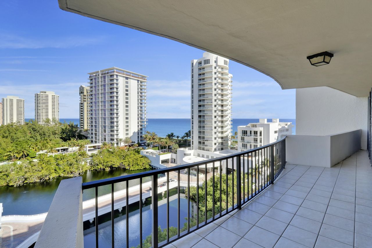 4200 N Ocean Drive, Unit 2-1005, Riviera Beach, FL 33404 Photo