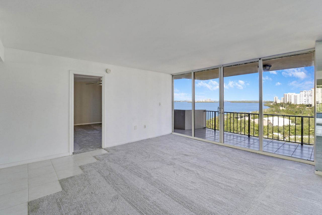 4200 N Ocean Drive, Unit 2-1005, Riviera Beach, FL 33404 Photo