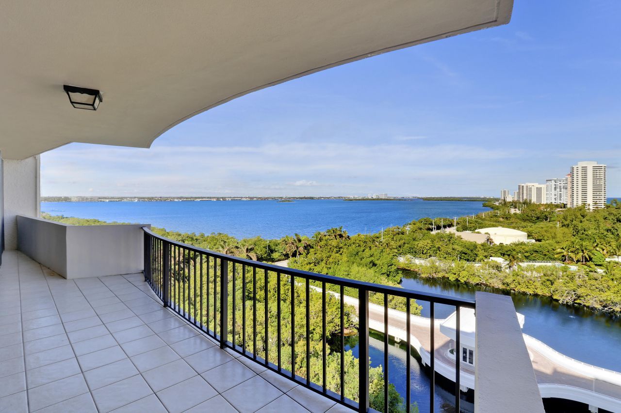 4200 N Ocean Drive, Unit 2-1005, Riviera Beach, FL 33404 Photo