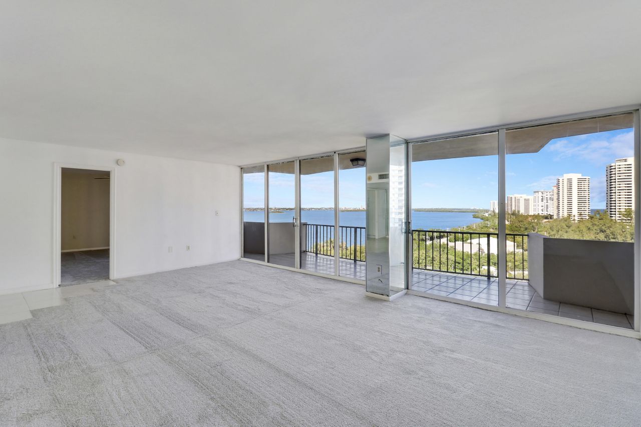 4200 N Ocean Drive, Unit 2-1005, Riviera Beach, FL 33404 Photo