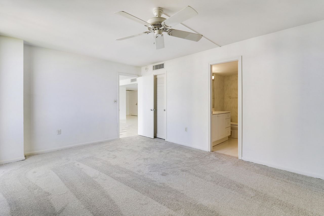 4200 N Ocean Drive, Unit 2-1005, Riviera Beach, FL 33404 Photo