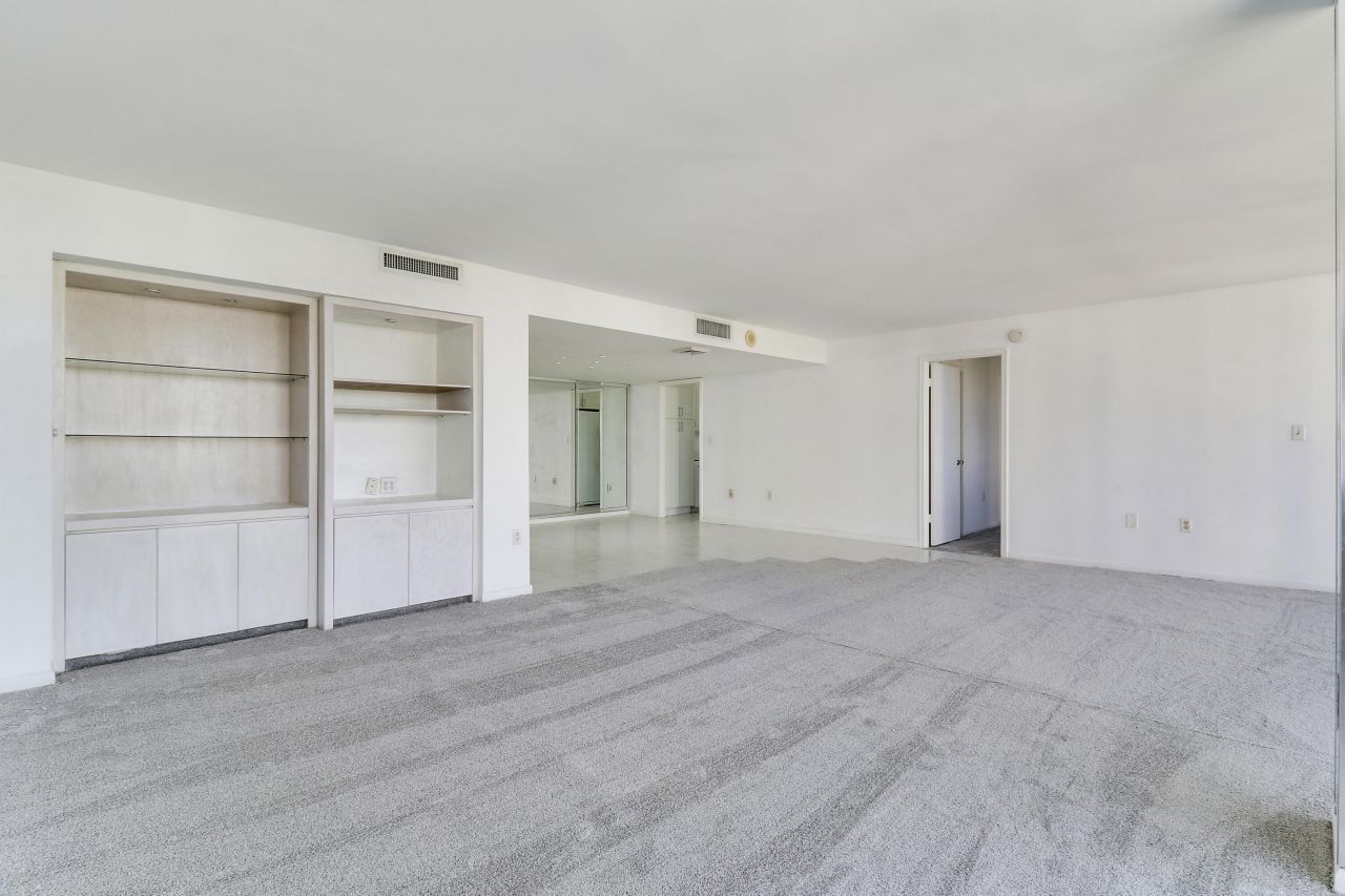 4200 N Ocean Drive, Unit 2-1005, Riviera Beach, FL 33404 Photo