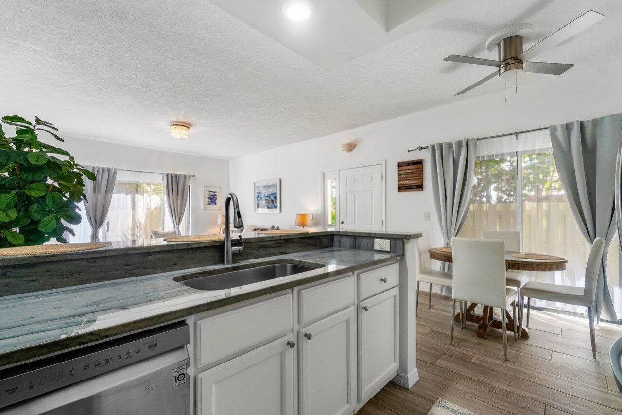 820 Bella Vista Court S, Unit 20, Jupiter, FL 33477 Photo