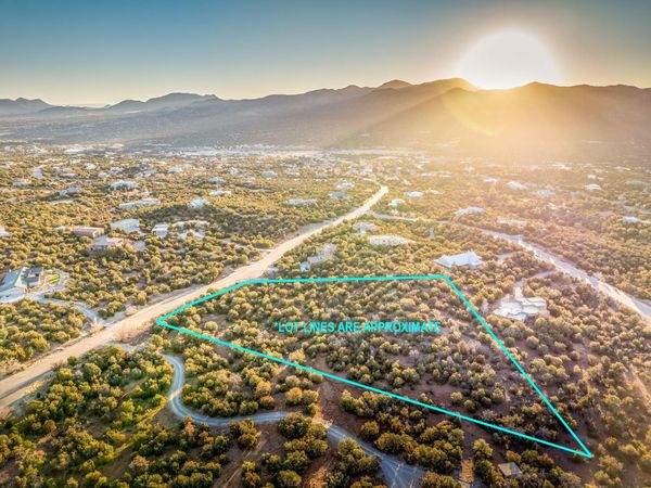 61 TWIN ARROW Drive, Sandia Park, NM 87047