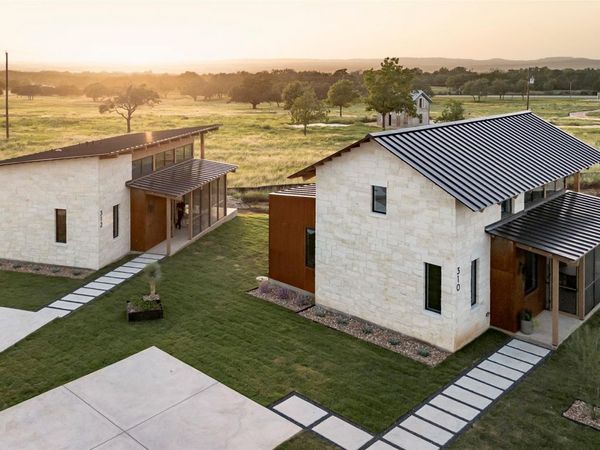 9361 W Us Highway 290, Unit 3, Hye, TX 78635