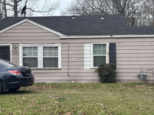 3925 Walker Avenue, Jackson, MS 39212