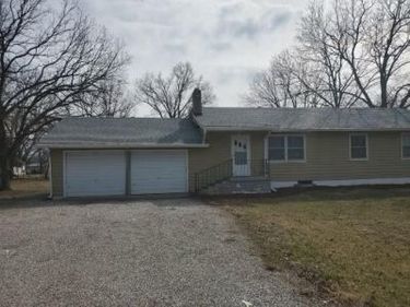 601 E Swan Street, Lacygne, KS 66040