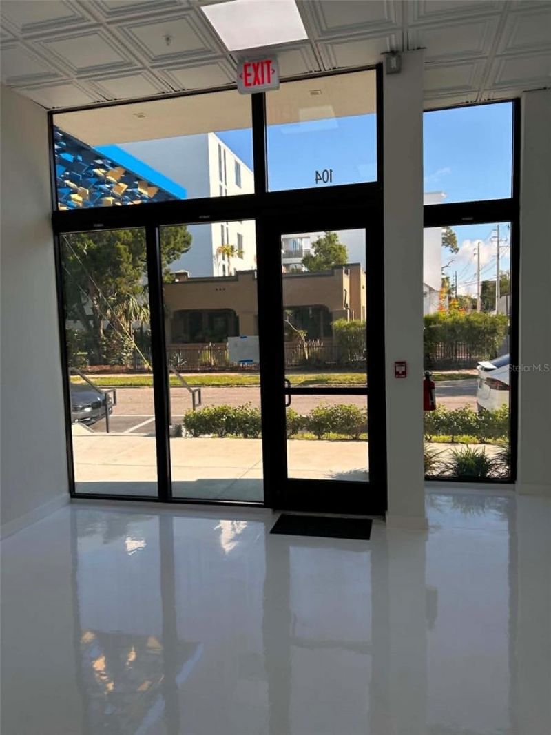 1558 4th Street, Unit 104, Sarasota, FL 34236 Photo