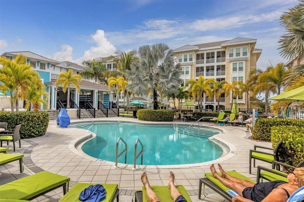 396 Aruba Circle, Unit 302, Bradenton, FL 34209 Photo